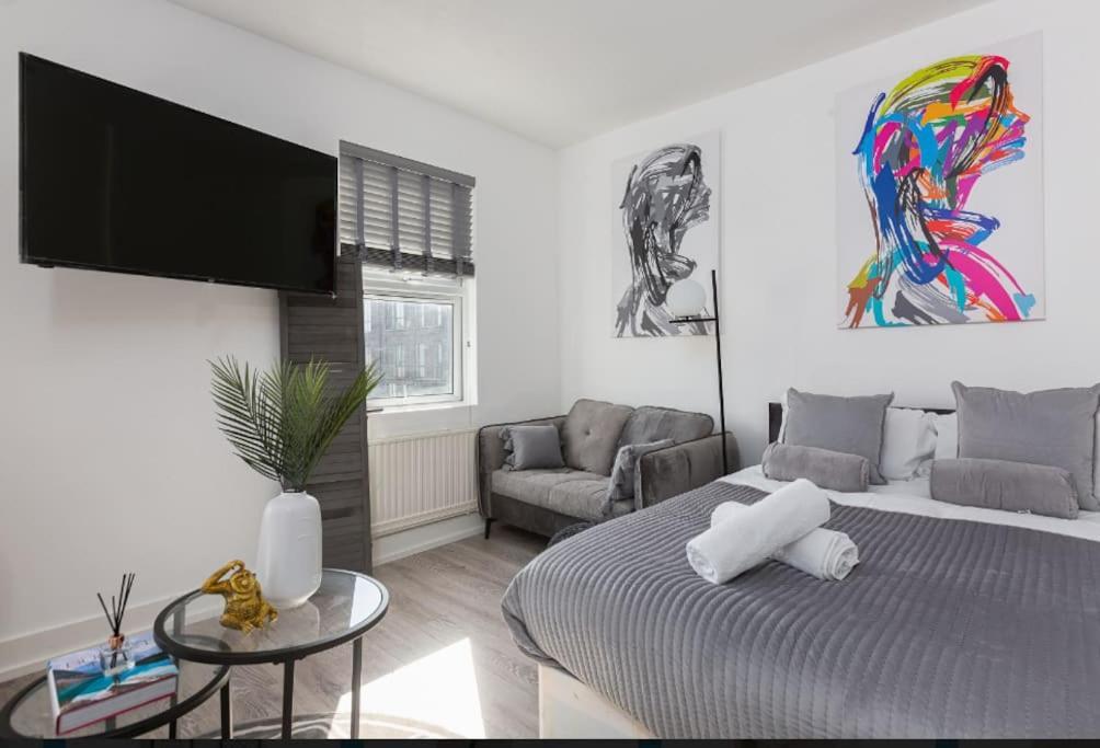לונדון Studio Apt, 8 Min Walk From Tube 3 מראה חיצוני תמונה