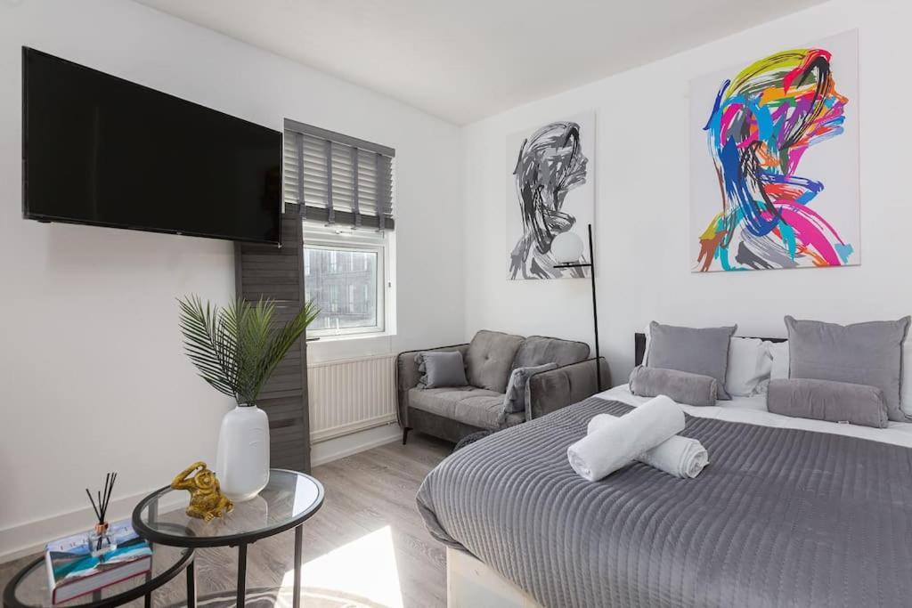 לונדון Studio Apt, 8 Min Walk From Tube 3 מראה חיצוני תמונה